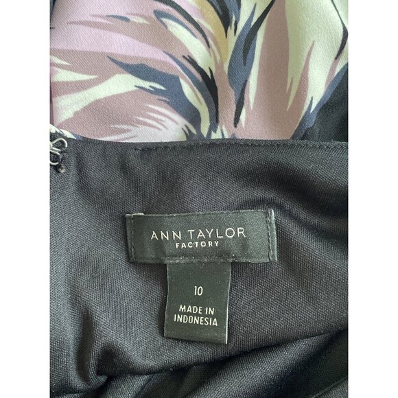 Ann Taylor Factory Floral Print Black & Lilac Dress 3/4 Sleeves Size 10 - Picture 8 of 9